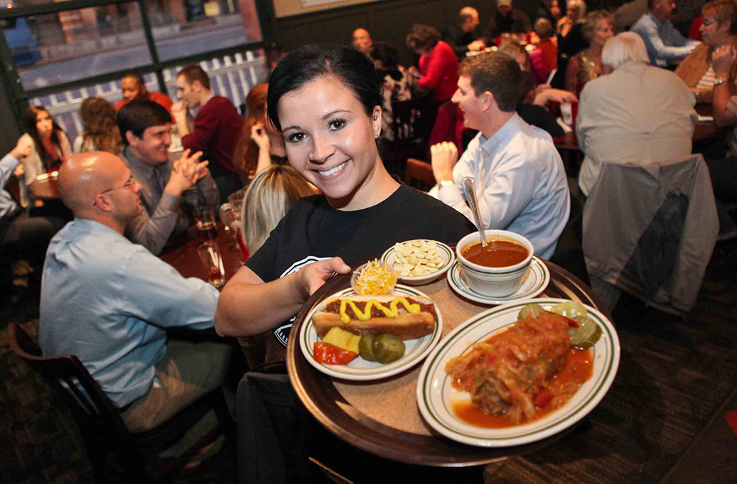 Tourists Share Fascinating Cultural Observations From Abroad