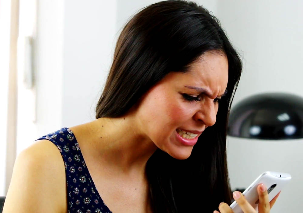 People Share Their Terrible Vacation Break Up Stories