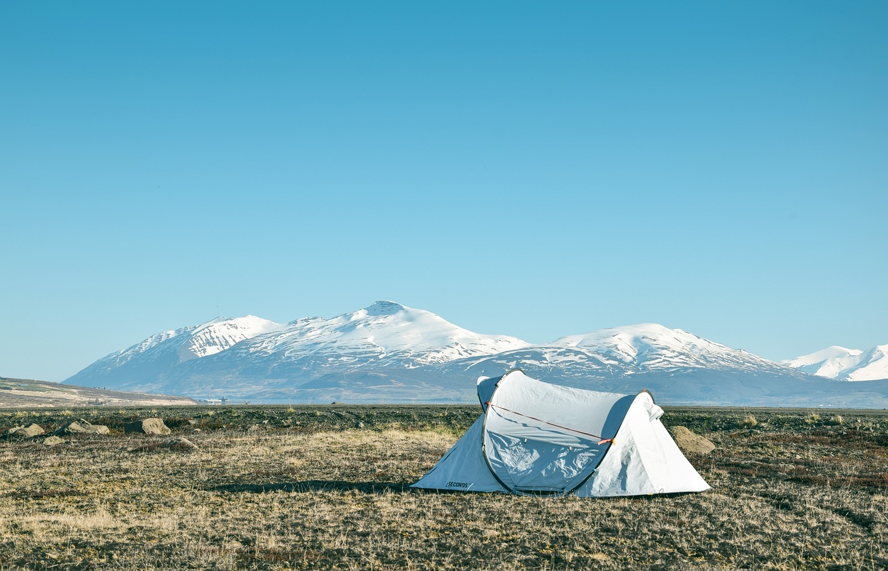 camp-2650359_1280.jpg