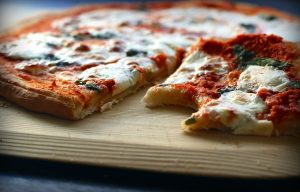 pizza-1543198-300x192.jpg