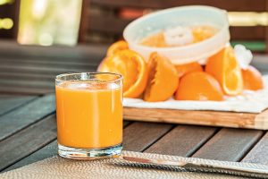 fresh-orange-juice-1614822-300x200.jpg