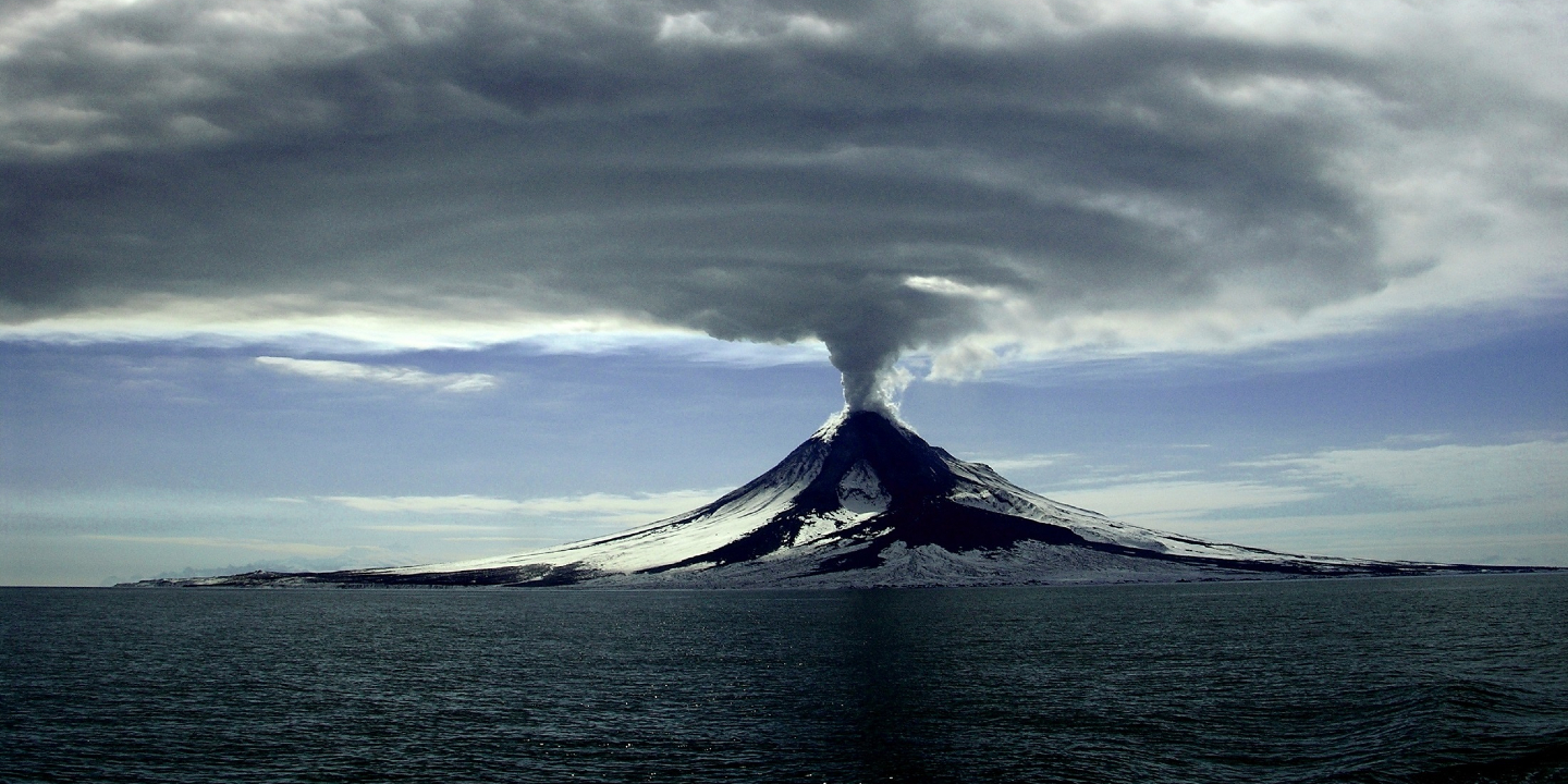 volcanoe f