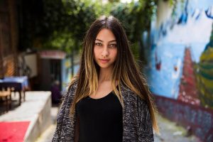 woman-beauty-atlas-mihaela-noroc-169__880-300x200.jpg