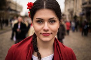 woman-beauty-atlas-mihaela-noroc-236__880-300x200.jpg