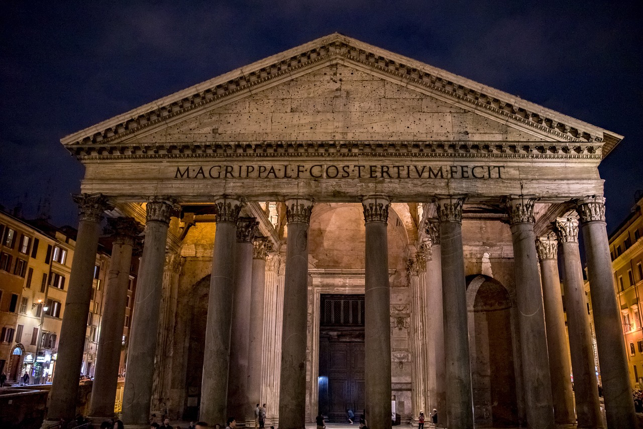 pantheon-3398351_1280.jpg