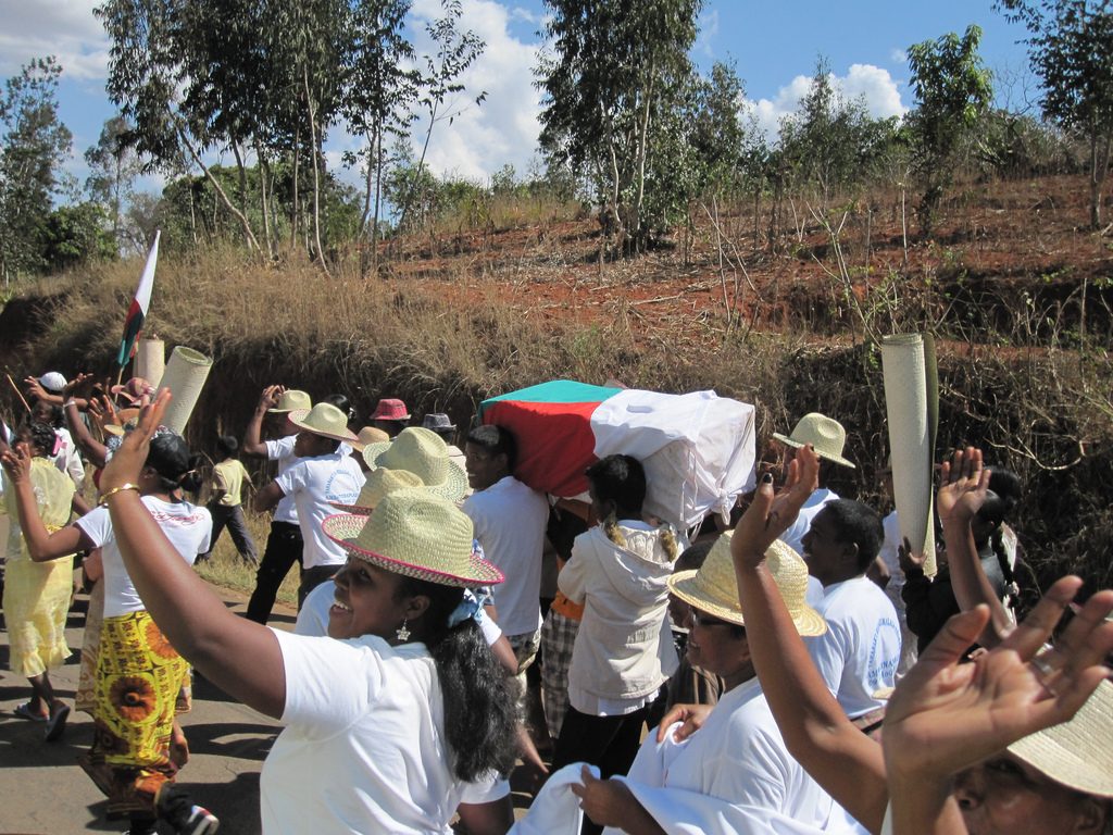 Bizarre Burial Customs From Around The World