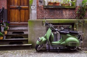 North Americans Share Their Most Interesting Cultural Observations Traveling Through Europe