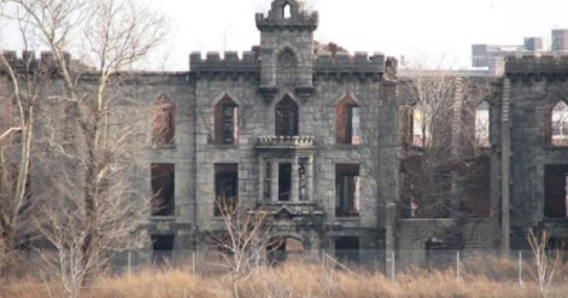 People Share The Craziest Unexplained Mysteries From Around The World That Just Don't Add Up