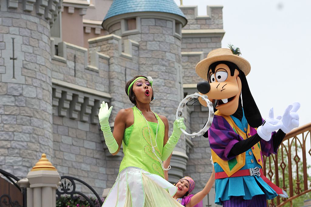 Disney World Employees Share Bizarre Things They Saw At Work