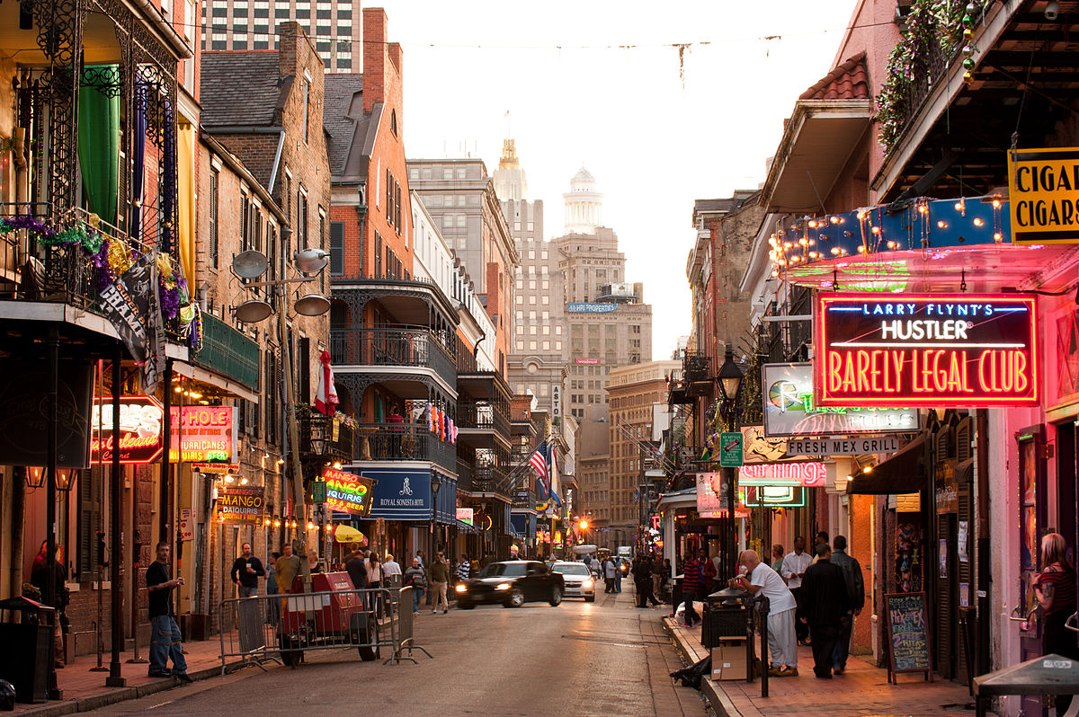 Travel Enthusiasts Share The Best City They Ever Visited