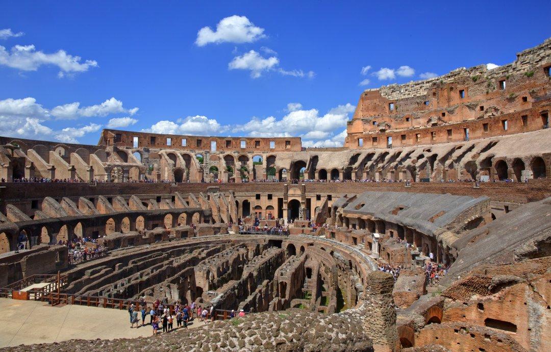 Travel Enthusiasts Share The Worst Cities They Have Ever Been To