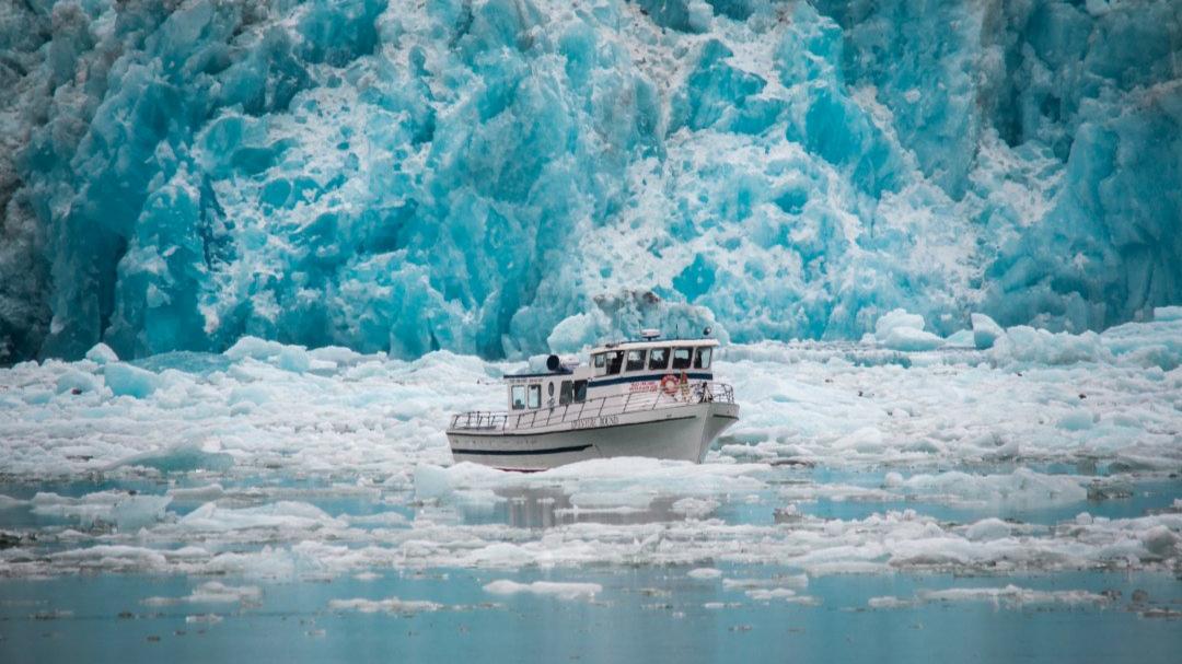 Sailors Share Unexplainable Things They've Seen At Sea