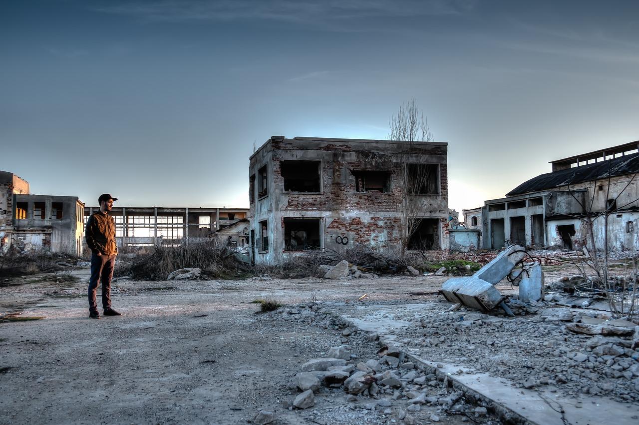 Natural Disaster Survivors From Around The World Share Their Stories