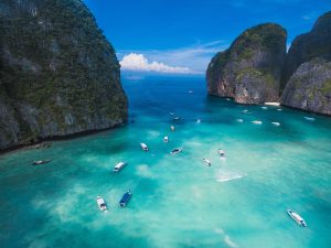 The Land Of Smiles: A Backpacker's Guide To Thailand