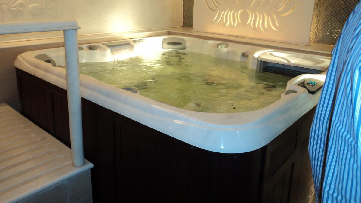 Hotel Workers Share The Strange Things They Caught Guests Doing