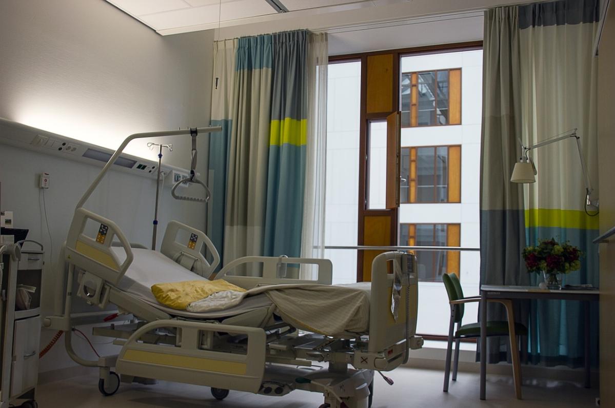 Doctors From Around The World Share The Weird Things They Have Encountered On The Job