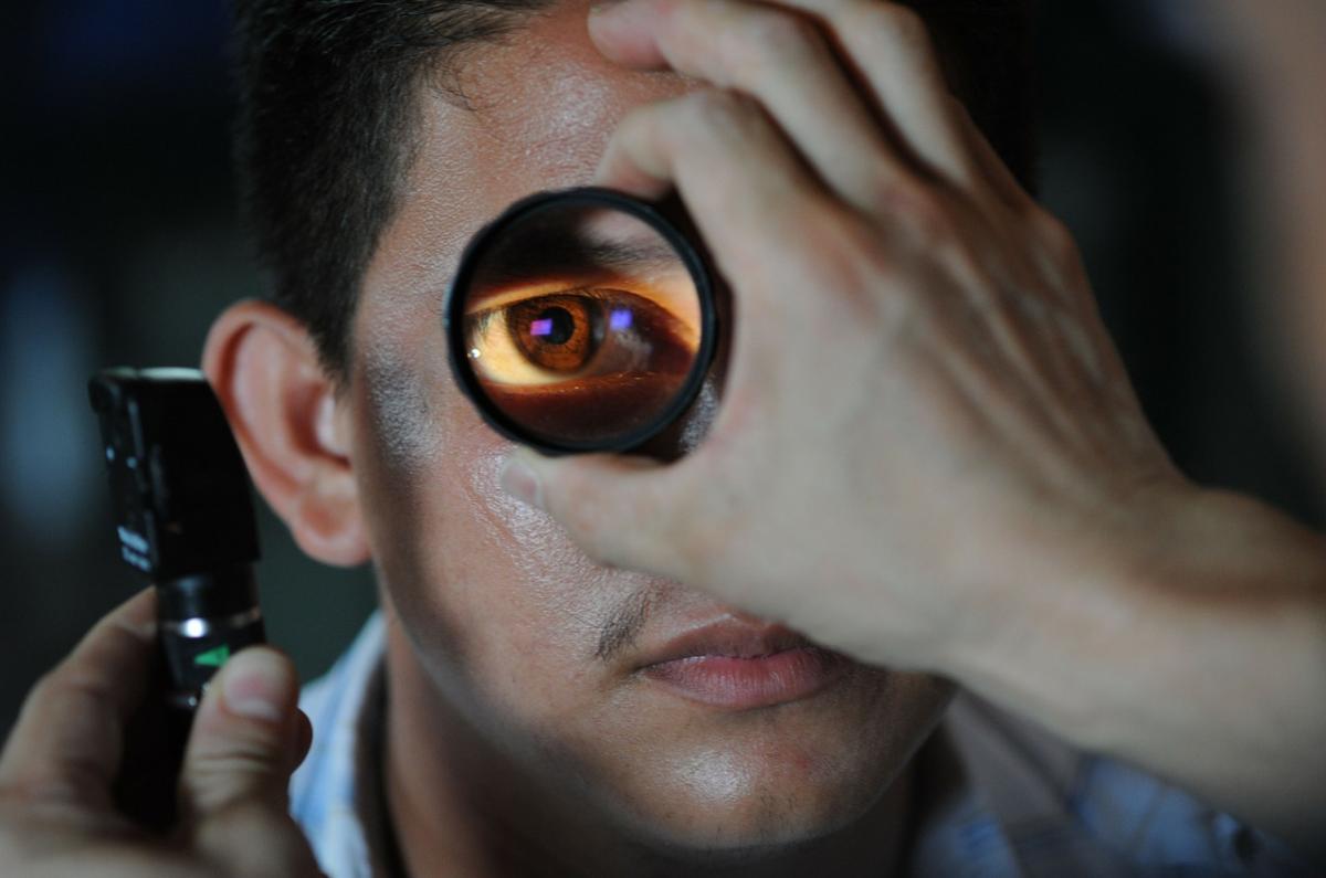 Doctors From Around The World Share The Weird Things They Have Encountered On The Job