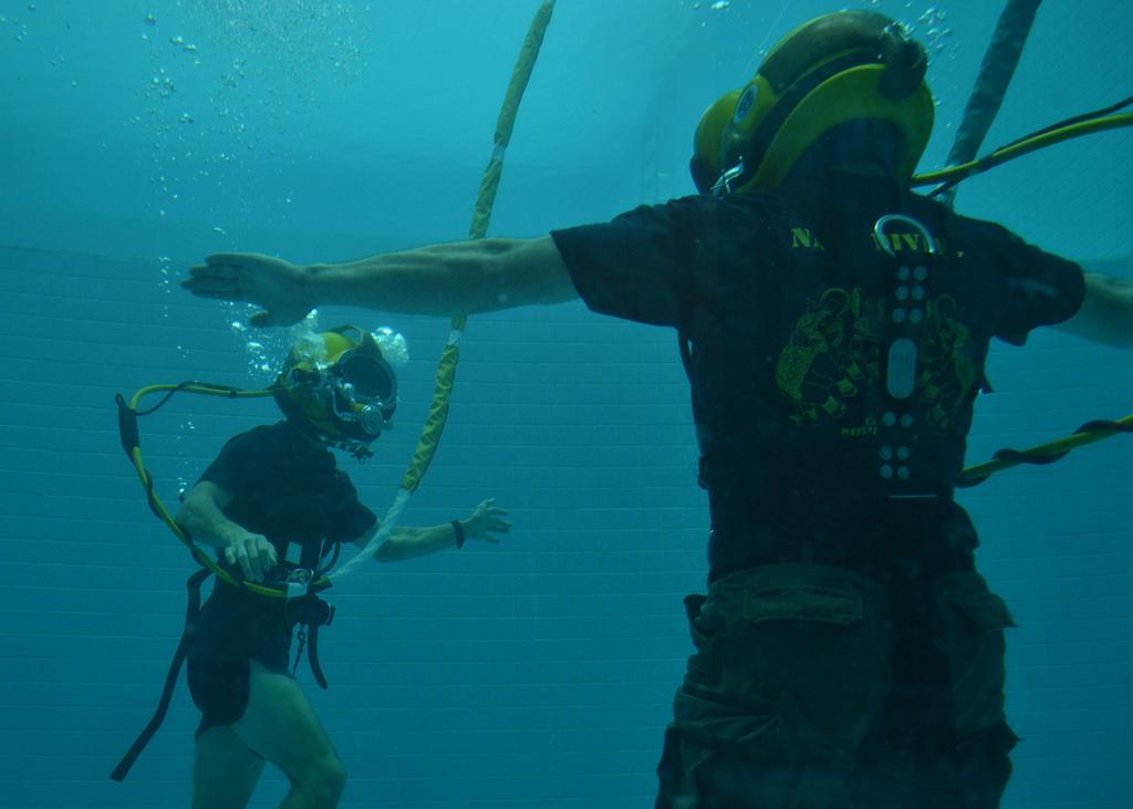 Scuba Divers Share The Strangest Thing That Has Ever Happened To Them Underwater