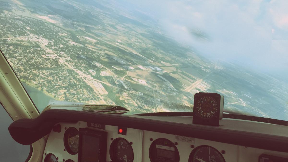 Passengers And Crew Share The Scariest Thing That Happened To Them On A Plane