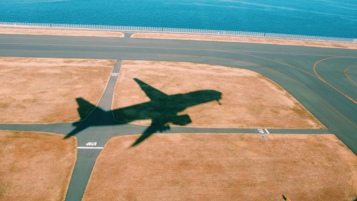 Passengers And Crew Share The Scariest Thing That Happened To Them On A Plane