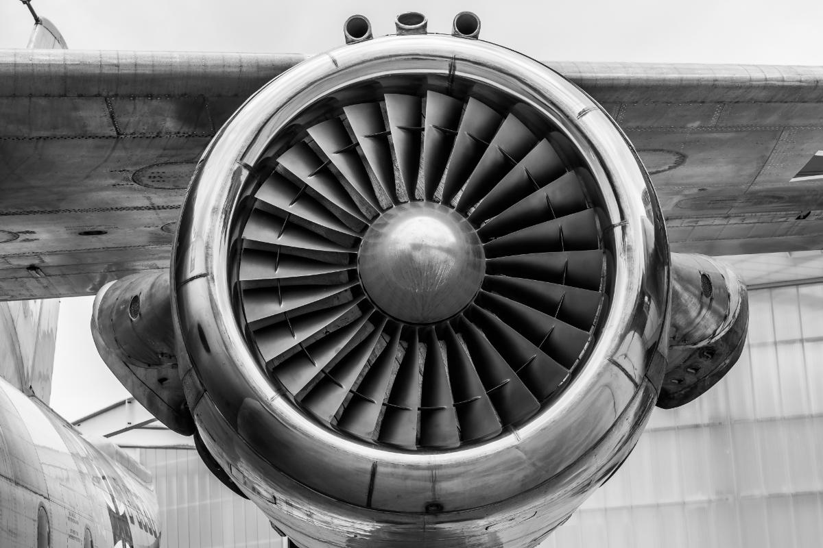 Stories Of Pilots Who Narrowly Avoided Disaster