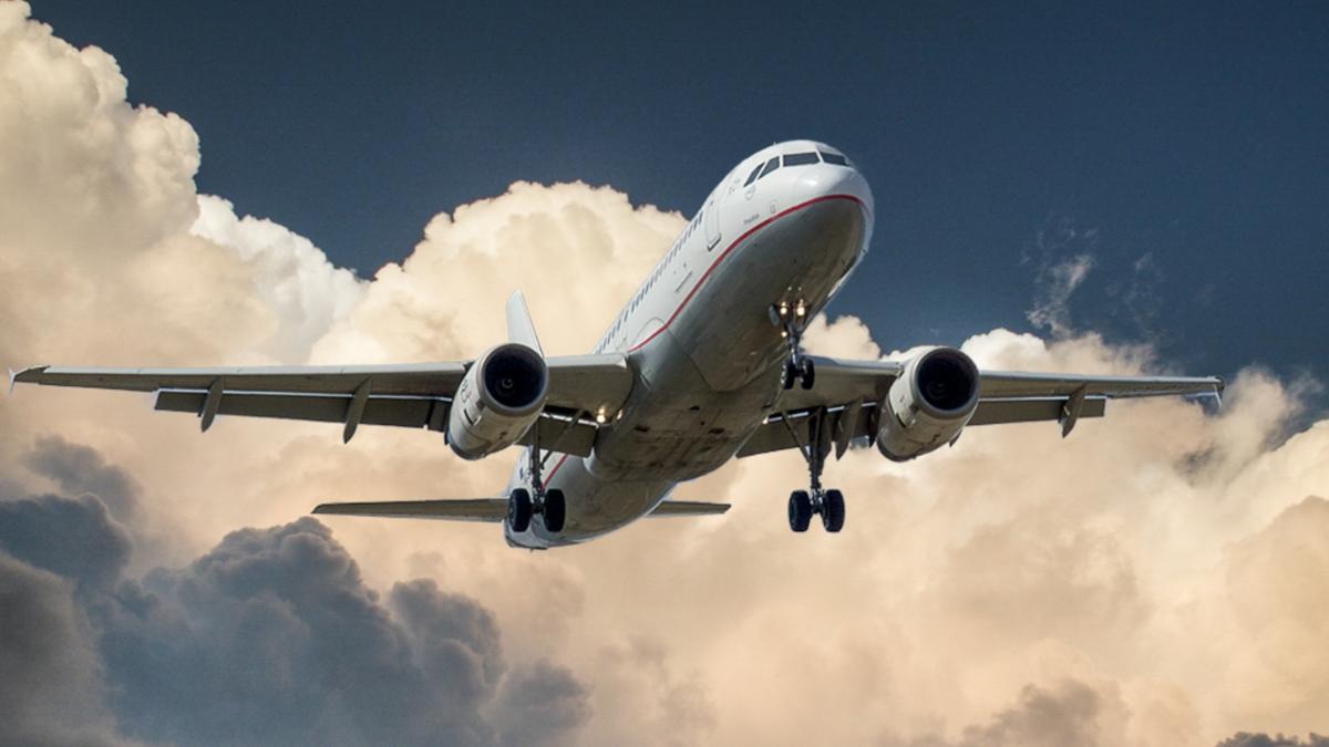 Stories Of Pilots Who Narrowly Avoided Disaster