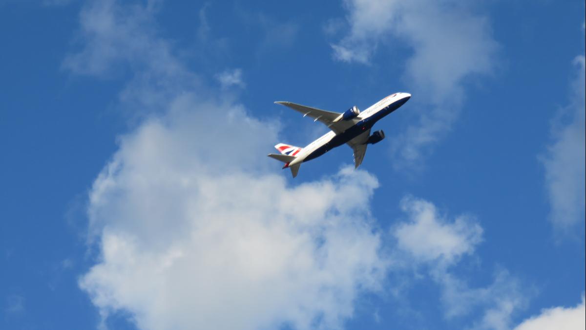 Stories Of Pilots Who Narrowly Avoided Disaster