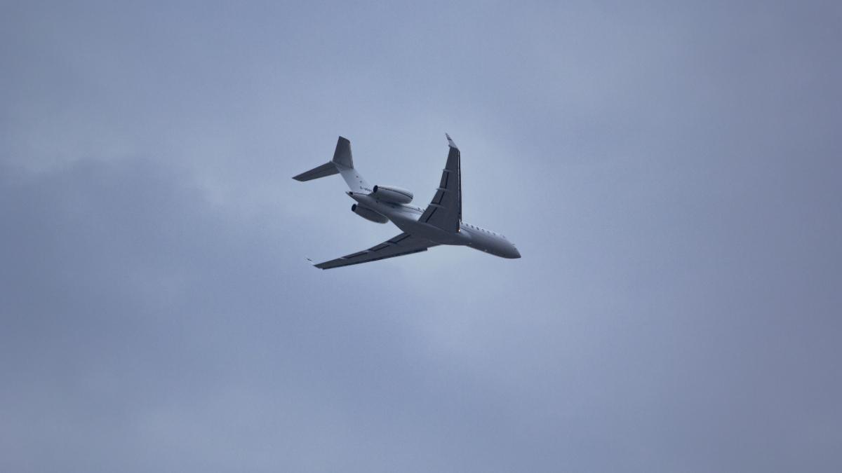 Stories Of Pilots Who Narrowly Avoided Disaster