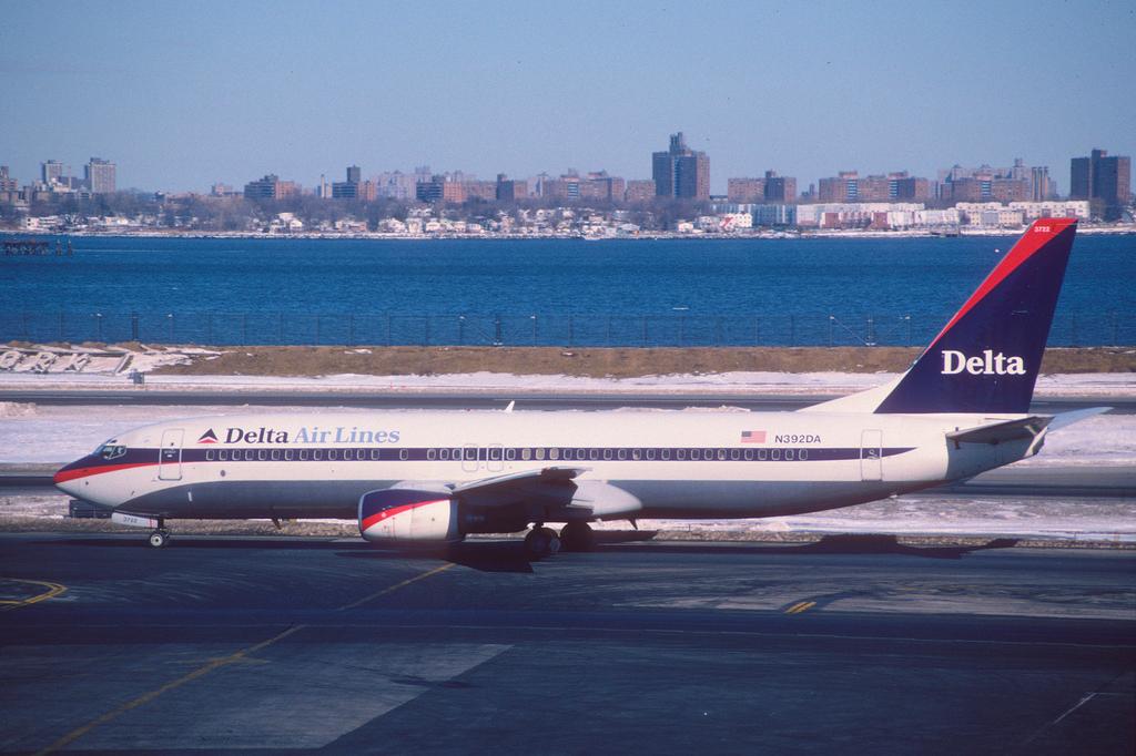 Stories Of Pilots Who Narrowly Avoided Disaster