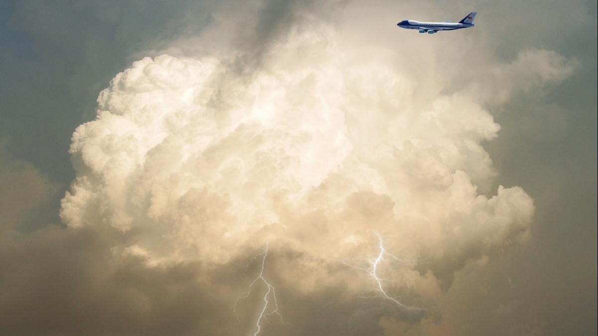 Stories Of Pilots Who Narrowly Avoided Disaster
