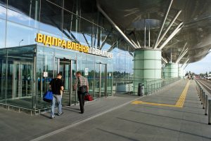 International Travelers Dish About The Wost Airports In The World