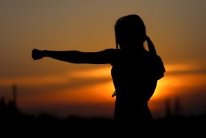 Knowledgable People Around The World Debunk Bad Survival Advice