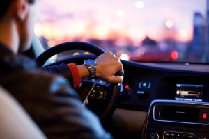 People From Around The World Share The Scary Things They Saw Driving At Night