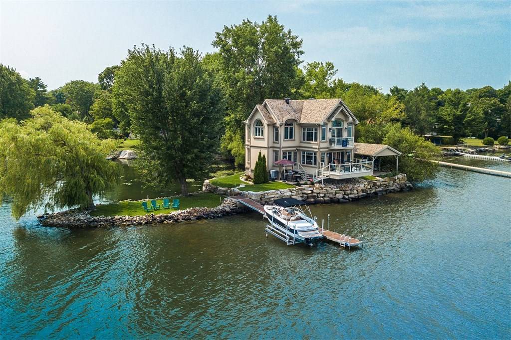 40 Private Islands You Can Rent Or Buy Right Now
