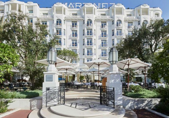 Travel To 40 Of The Most Exclusive Hotels In The World