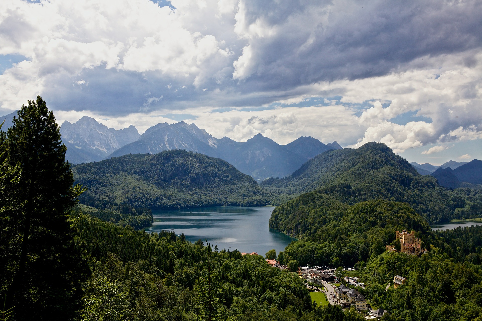 The 40 Healthiest Countries In The World, Ranked