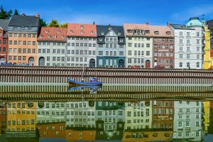 Travelers Share Their Best Travel Romance Stories