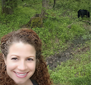 50 Extreme Vacation Selfies That Make Us Very Nervous