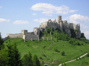 40 Abandoned Castles From Around The World