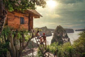 The Best Treehouse Staycation Spots